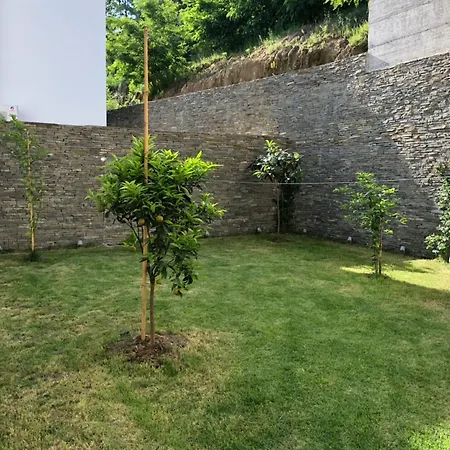 Villa Red Rose